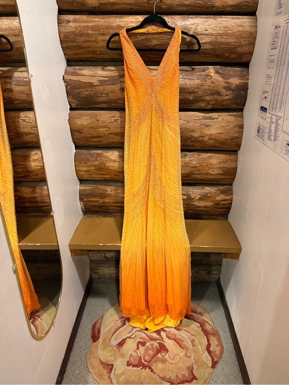 🧡Vintage USED 6 Terani Couture Silk Elegant Beaded Orange V-Neck Evening Gown